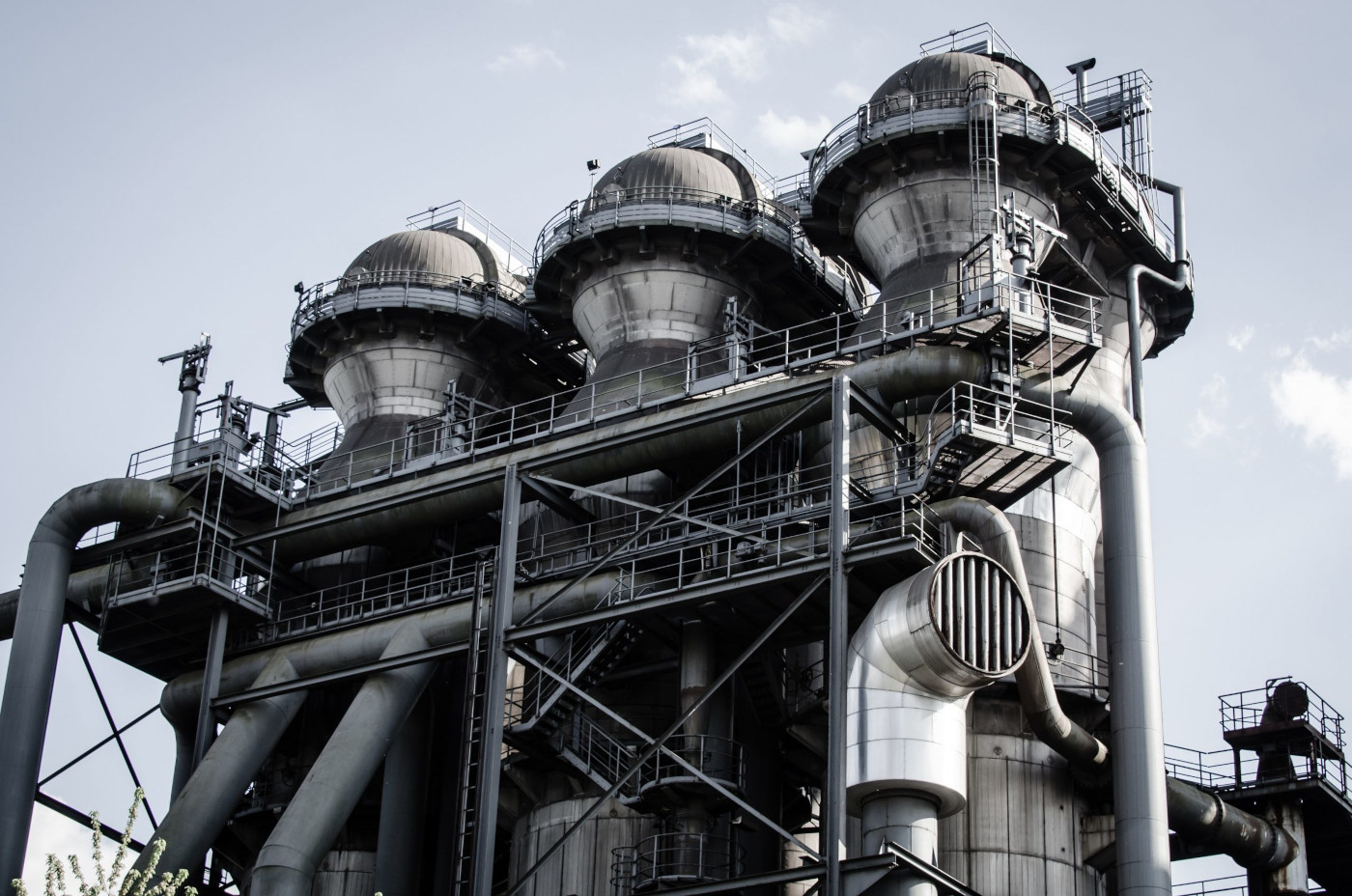 manufacturing-courier