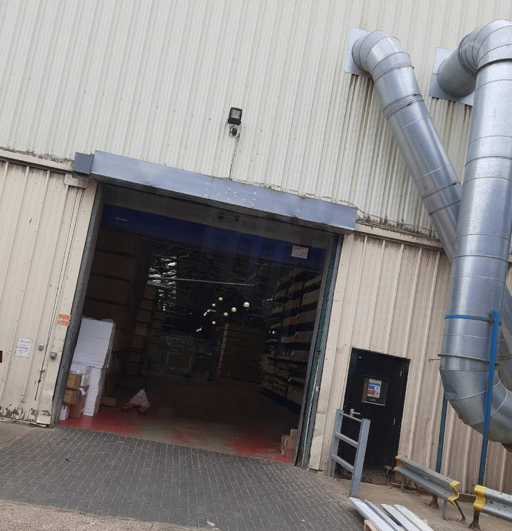 overnight delivery into warehouse